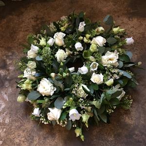 Classic White Wreath 