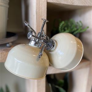 Cream Metal Mister 