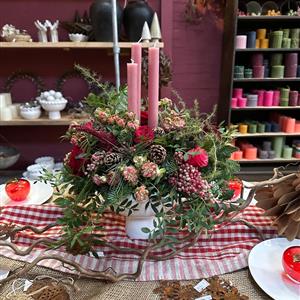 Chestnut Table Centre